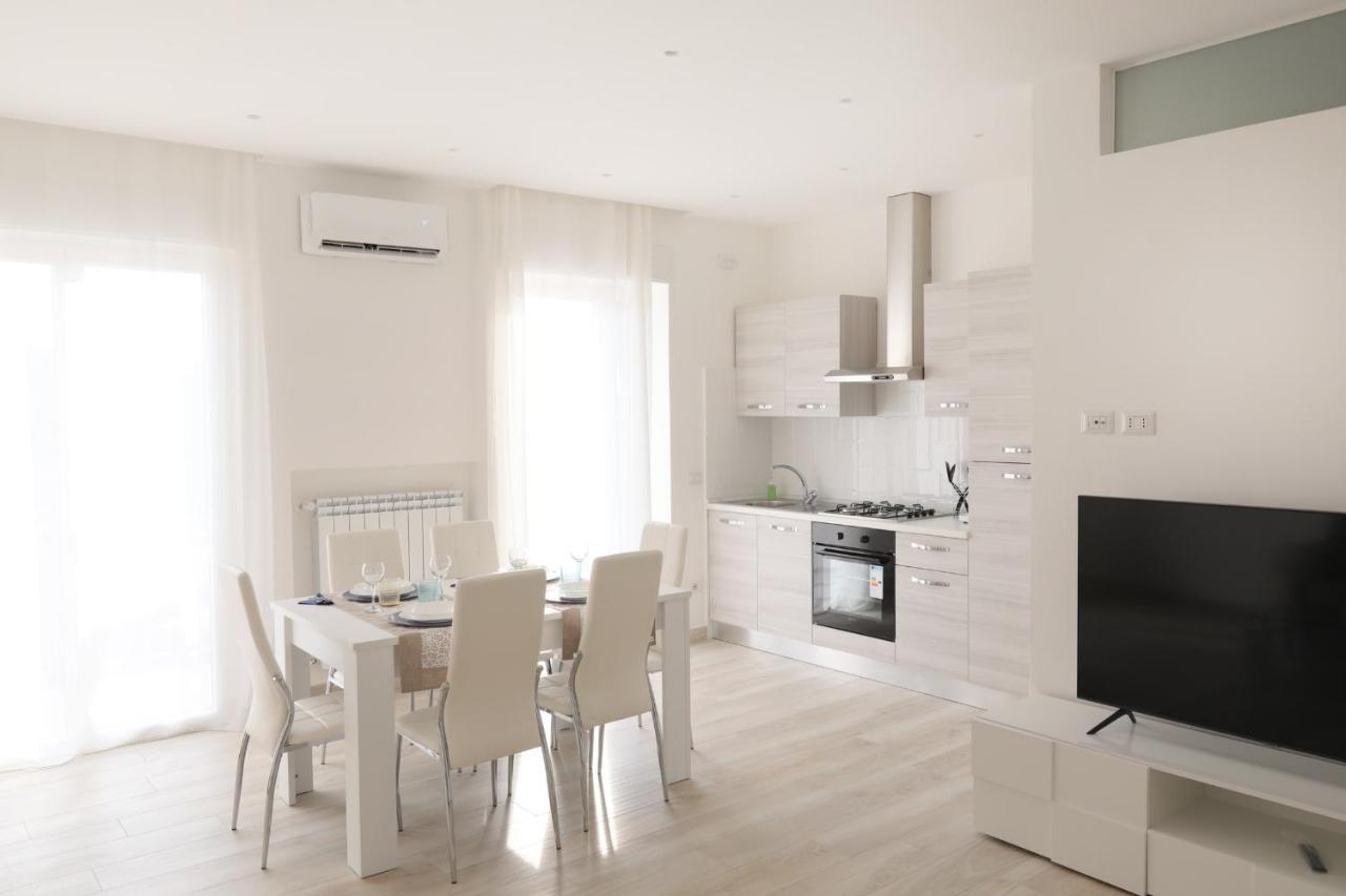 Angela Apartment ซอร์เรนโต ภายนอก รูปภาพ